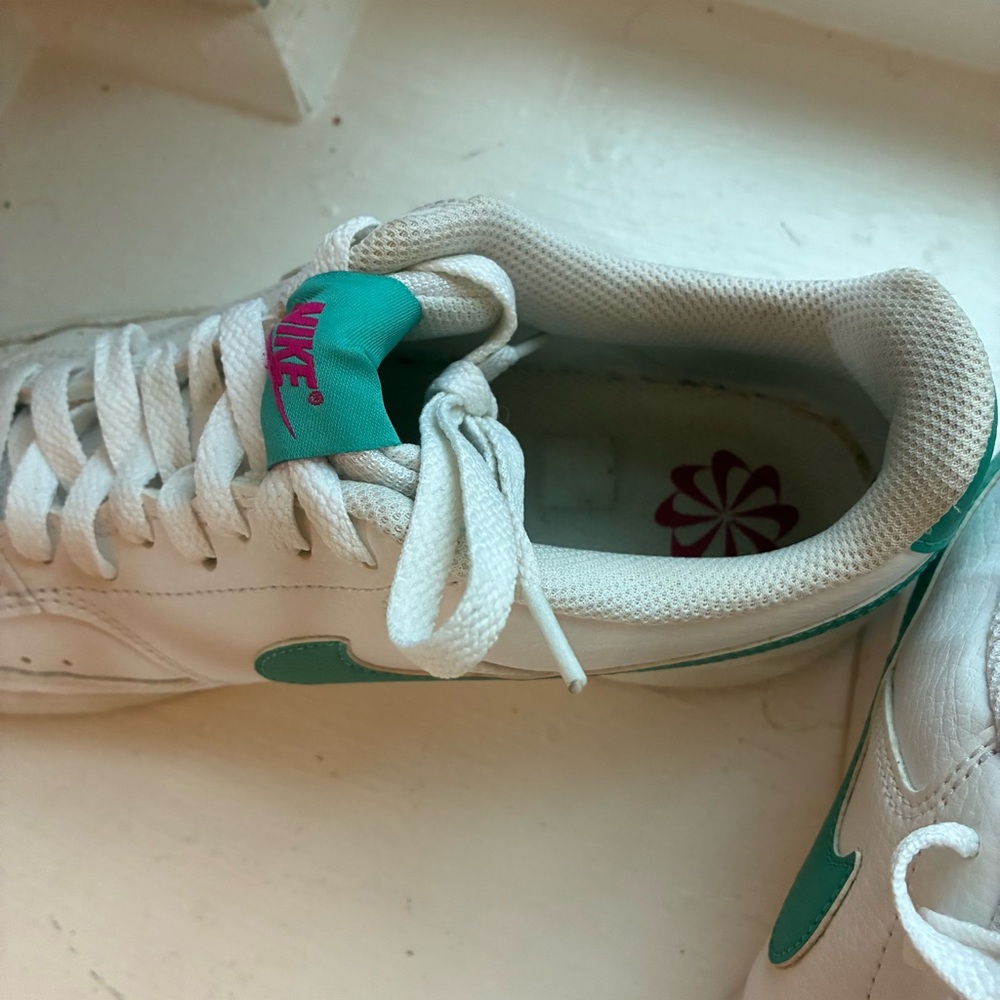 Nike Court Vision Low White Teal Swoosh Sneakers Women’s 9.5 - Picture 3 of 8